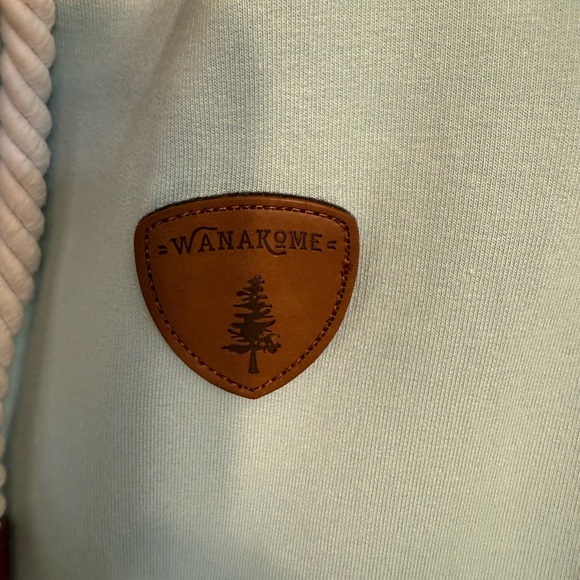 Wanakome Etta hoodie crop womans size S split neck - Picture 6 of 11